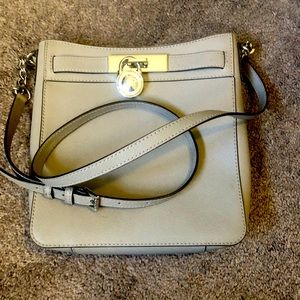 Michael Kors Hamilton Messenger Bag